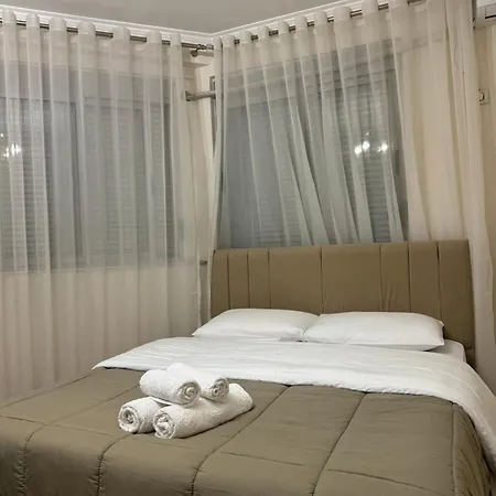 Condor Center טיראנה